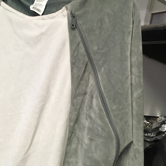 Grey White Shark Costume Hyde and Eek Adult Jumpsuit Adult Large Halloween - Picture 6 of 12